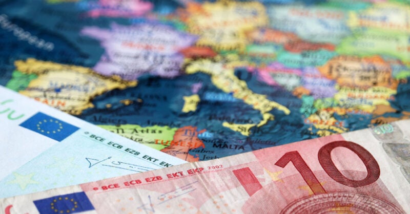 European bank lending in decline - Vimarsana News